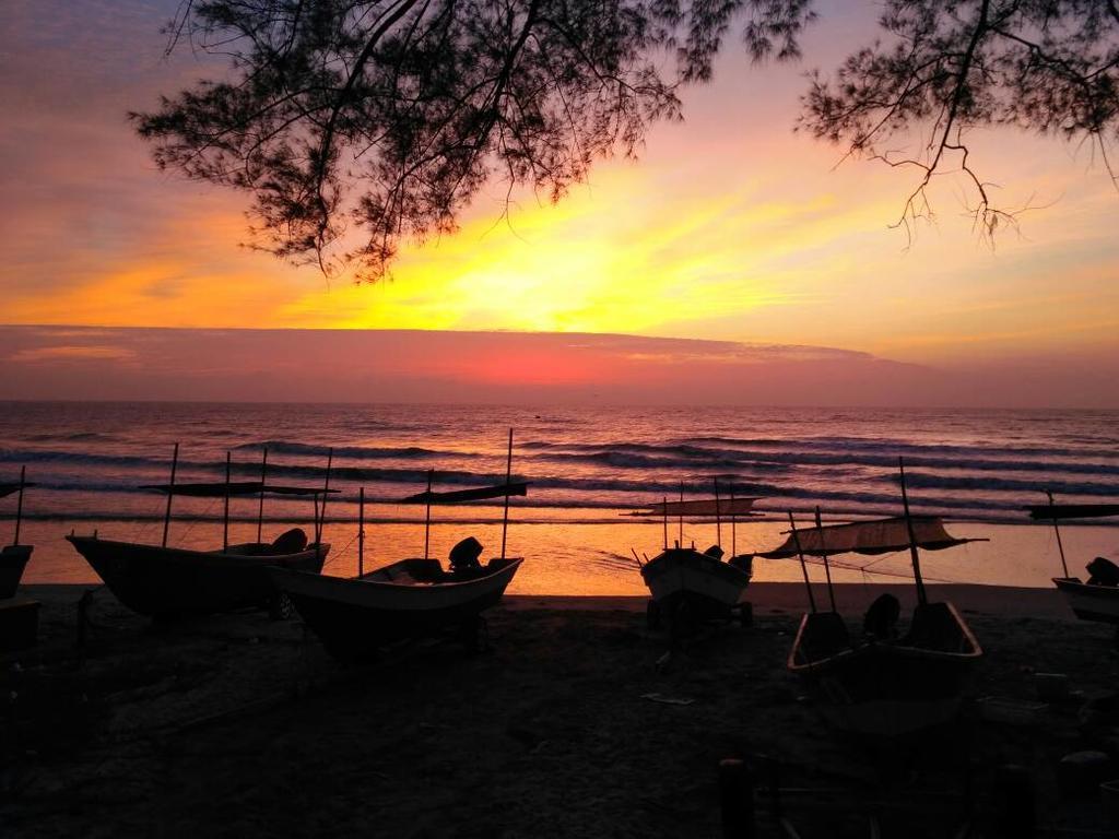 Damai Homestay Pantai Pelindung 关丹 外观 照片